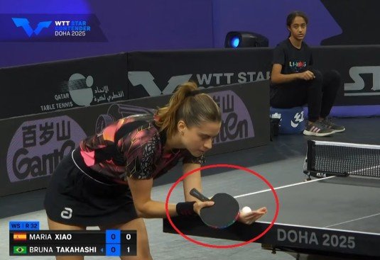 Bruna Takahashi using Andro Synteliac VCI against Maria Xiao