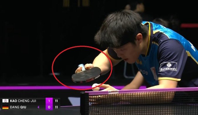 Dang Qiu using Timo Boll ALC against Kao Cheng-Jui