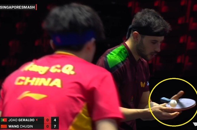 Joao Geraldo using Timo Boll ALC against Wang Chuqin