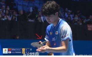 YutaTanaka using Ovtcharov Innerforce ALC against Zhou Qihao