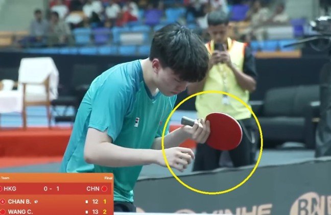 Chan Baldwin using Golden Viscaria against Wang Chuqin