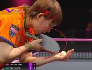 Zhu Yuling using Butterfly Viscaria against Adriana Diaz